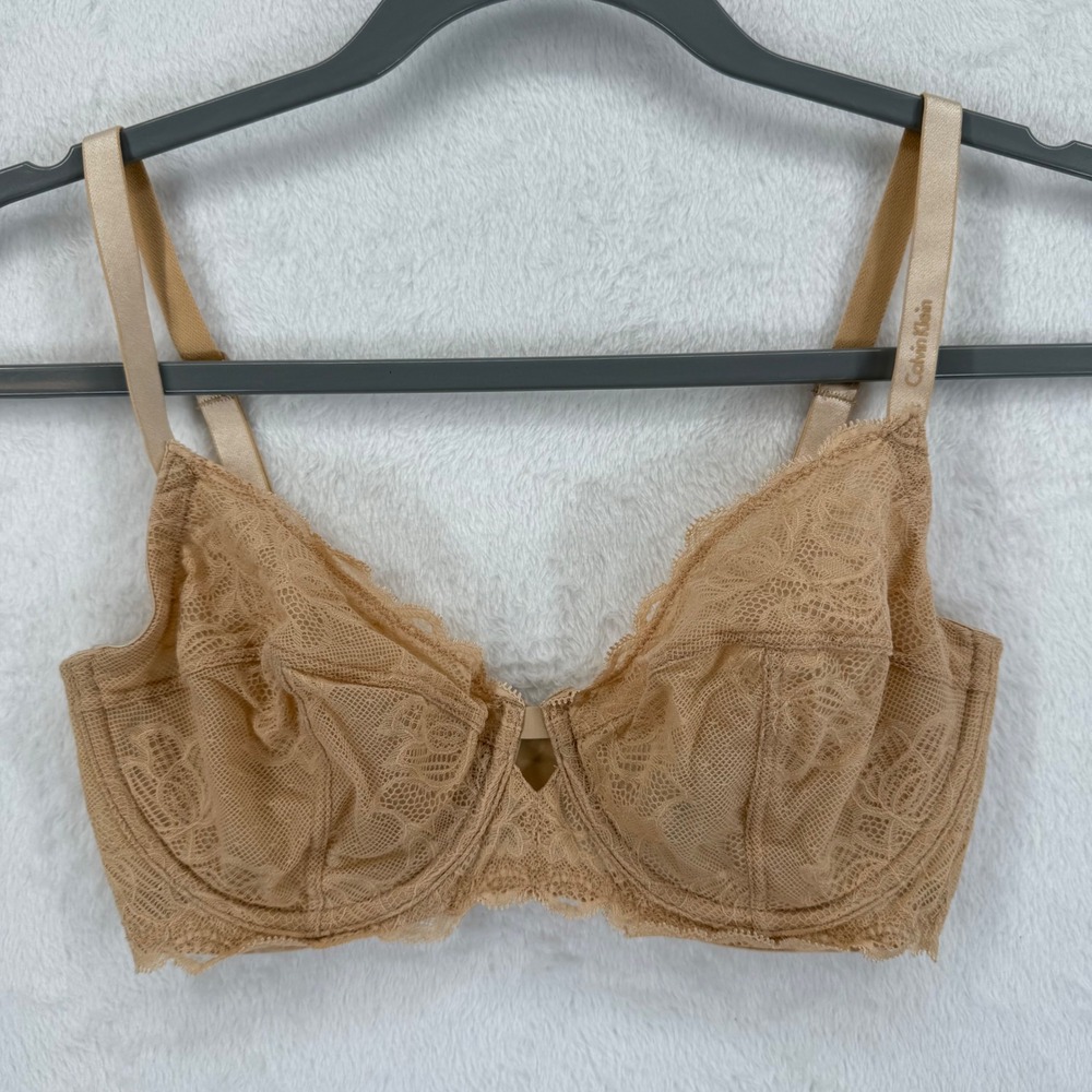 Calvin Klein Lace Unlined‎ Underwire Bra Beige 32DD Sexy Lingerie